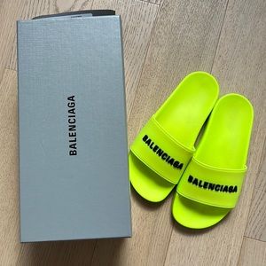 BALENCIAGA Fluorescent Yellow/Black Pool Slides Sz 38